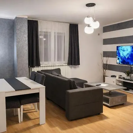 Lav Apartament